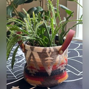Small Pendleton Wool & Leather Planter